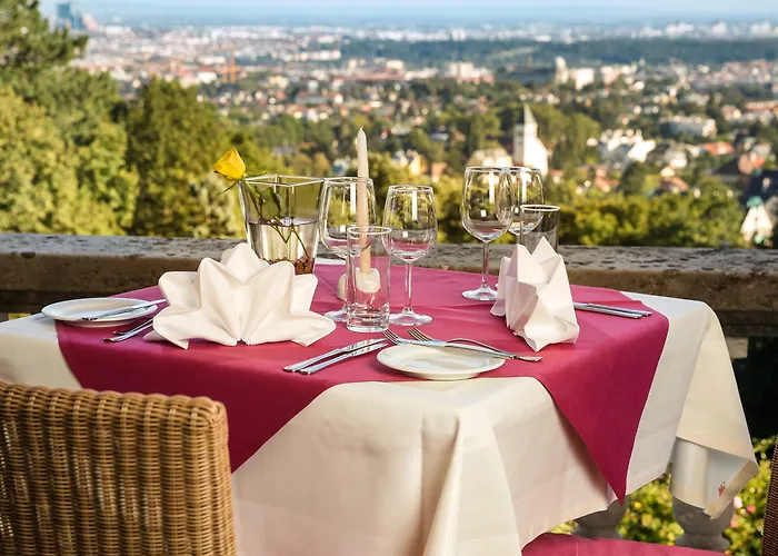 Austria Trend Schloss Wilhelminenberg 4*