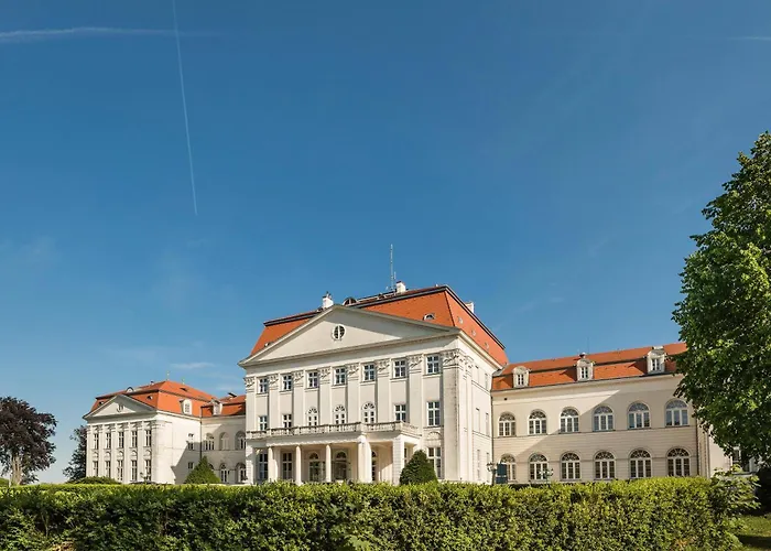 Hotel Austria Trend Schloss Wilhelminenberg 4*