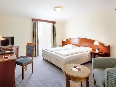 Austria Trend Schloss Wilhelminenberg 4*