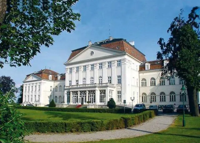 Austria Trend Schloss Wilhelminenberg 4* Vienna